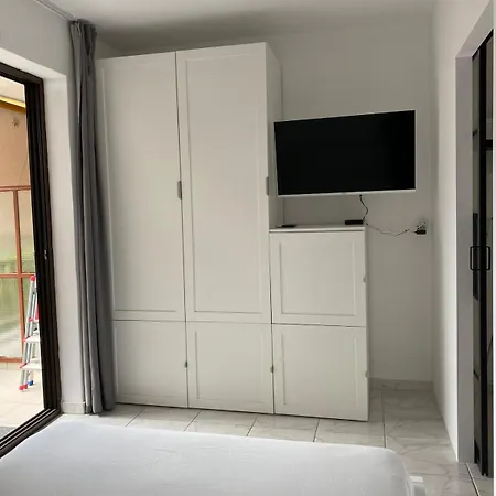 アパート Comfortable Flat - Separate Bedroom *